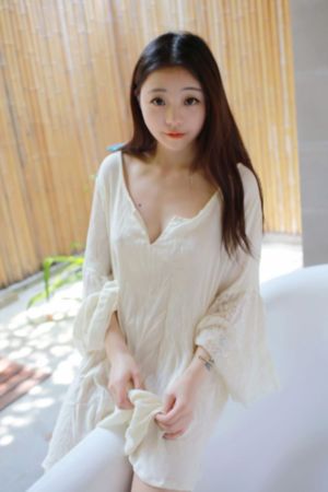 一边亲一边摸下的免费过程