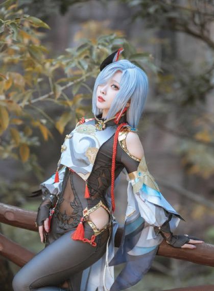 沦为玩具的女教师静怡