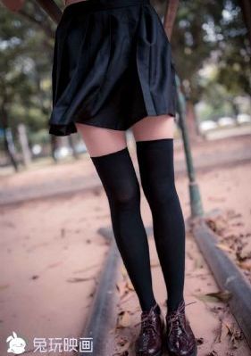 年轻的女老师2
