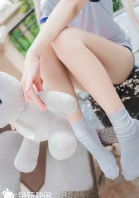 美女拉屎无遮挡免费