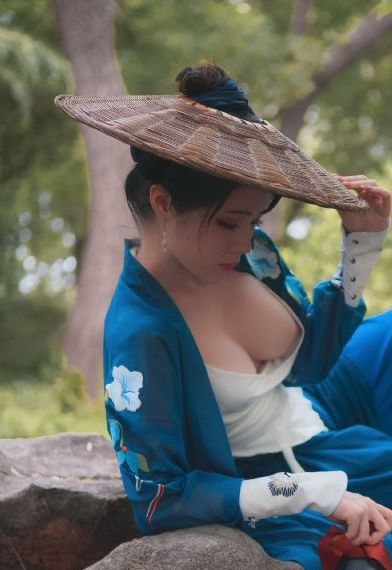 她和她的他们