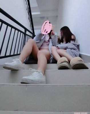 52度灰