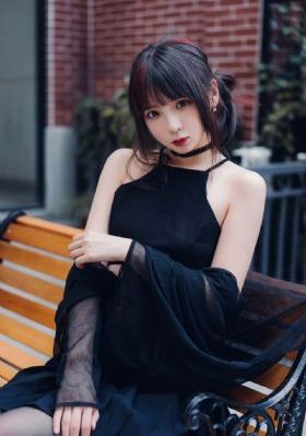 薇薇萤石眼之歌