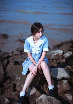 善良女秘书的目的在线观看